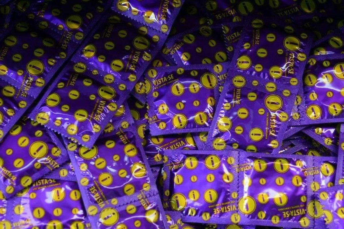 Carnaval: Governo alerta para prevenção de infecções sexualmente transmissíveis