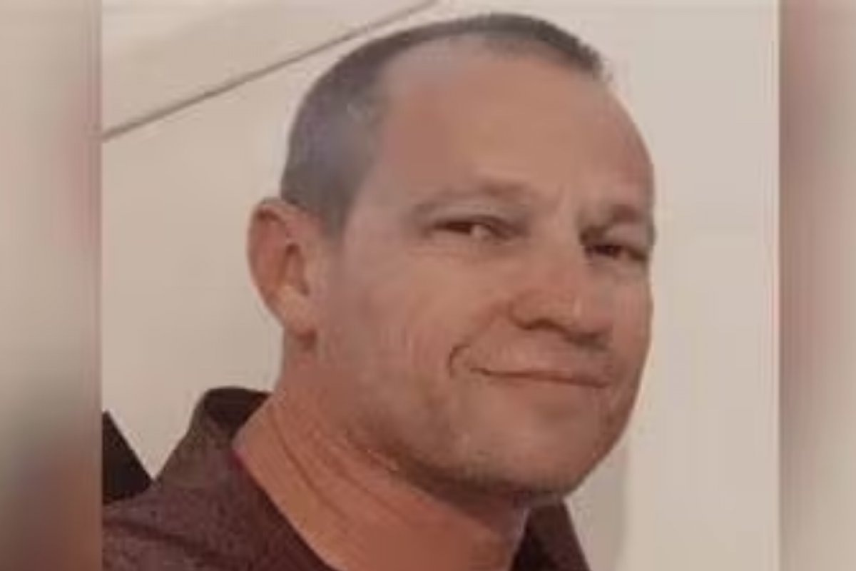 Brasileiro sequestrado pelo Hamas há 4 meses ganhou neto batizado de 'coragem'