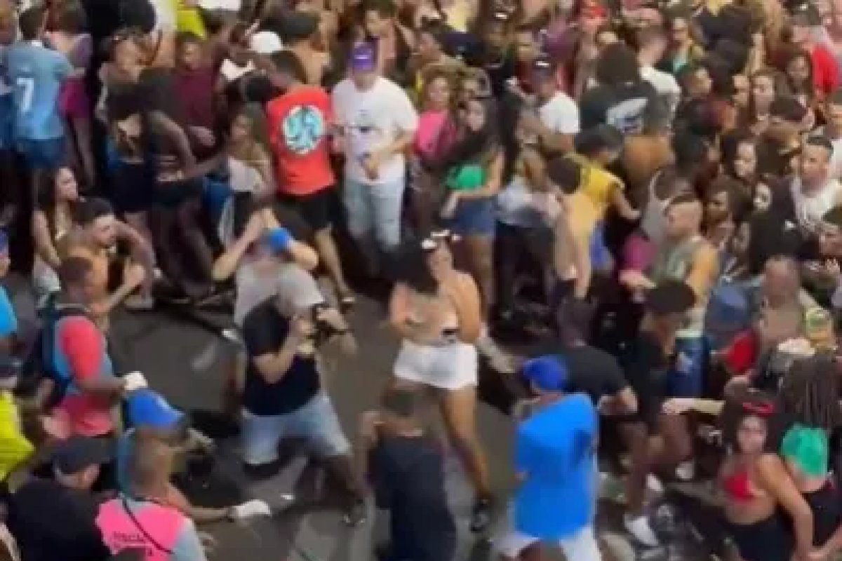 Vídeo: agressão contra mulher inicia briga generalizada no circuito Dodô em Salvador