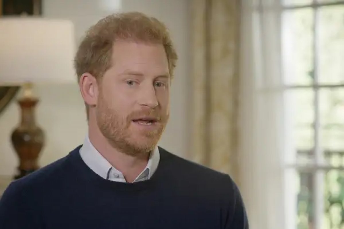 Príncipe Harry faz acordo com jornal britânico e desiste de processar grupo de comunicação