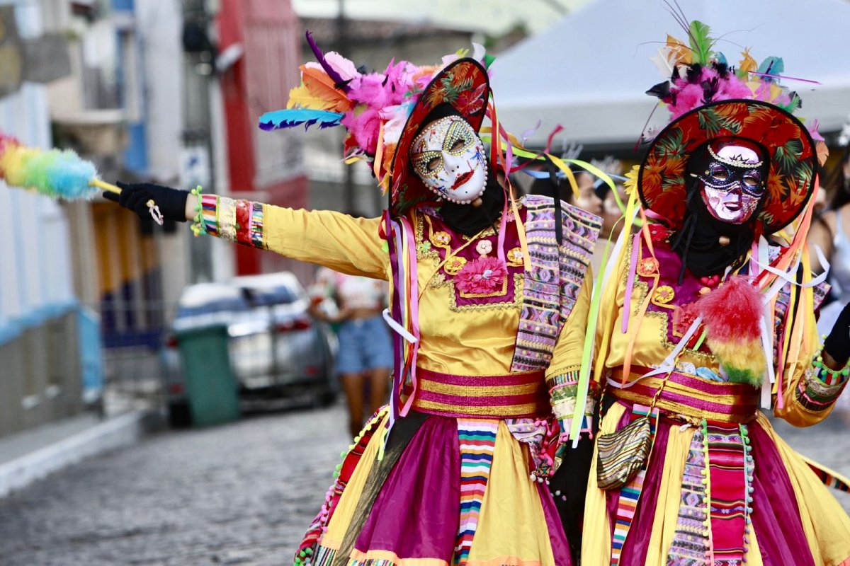 Vídeo: carnaval de Maragogipe preserva tradições centenárias no Recôncavo Baiano