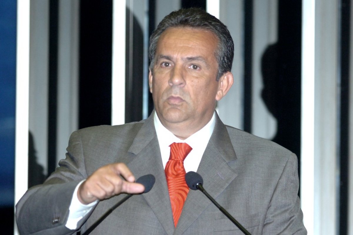 Justiça Eleitoral concede alvará de soltura ao ex-senador Luiz Otávio (MDB)
