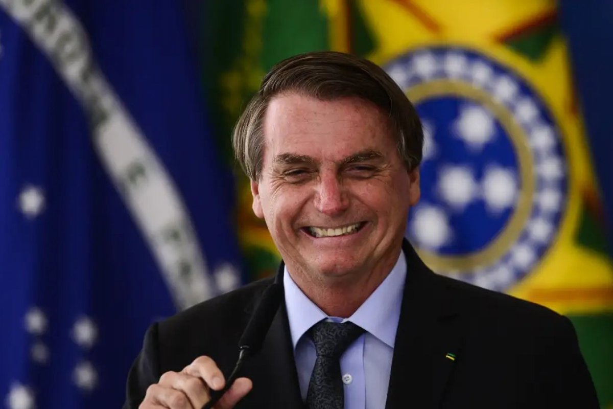Vídeo: Bolsonaro convoca ato na Avenida Paulista