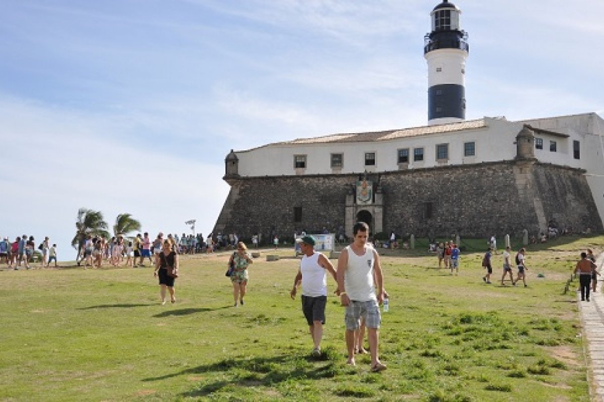 Salvador é o destino com praia mais procurado para viajar na temporada do Verão, revela pesquisa