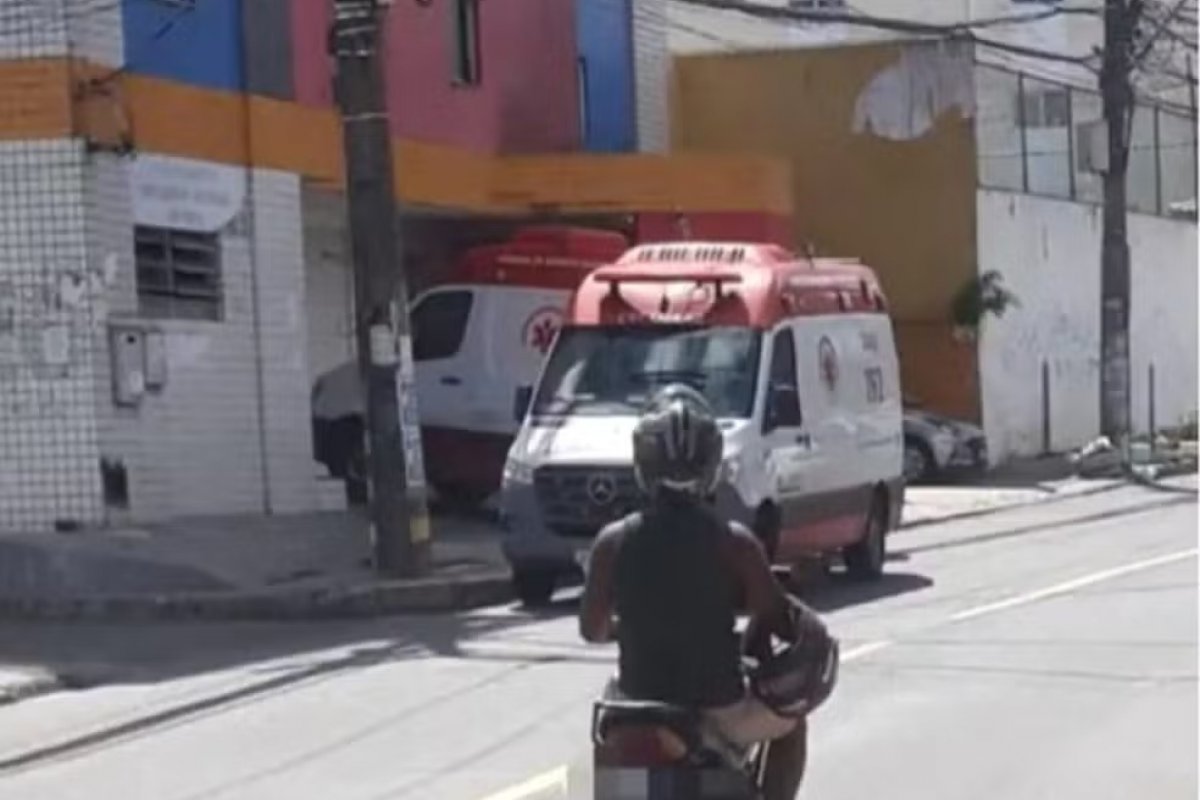 Homem é achado morto dentro de quarto de hotel em Salvador