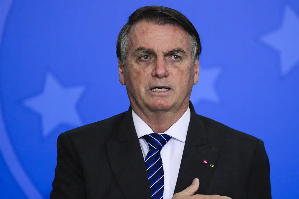 Pensando em organização de ato na Paulista, Bolsonaro cancela viagem para Paraíba