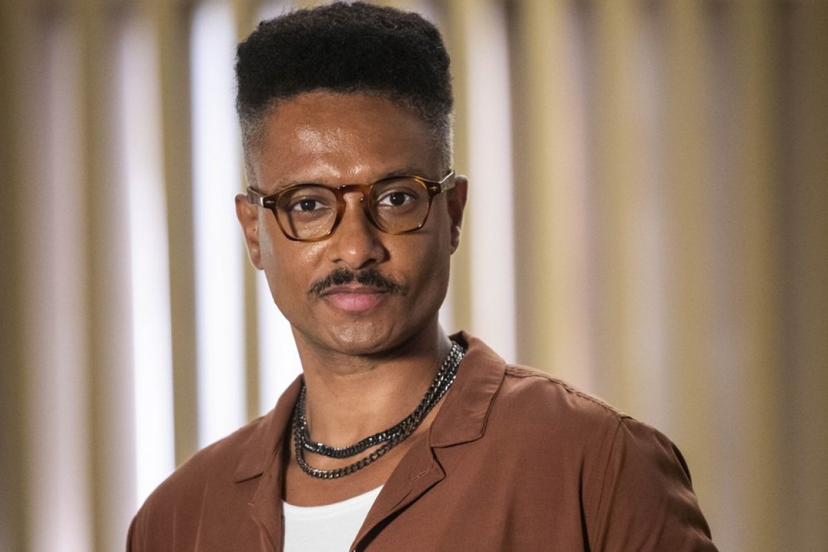 Ator Orlando Caldeira, da Globo, está em coma induzido após acidente em Salvador