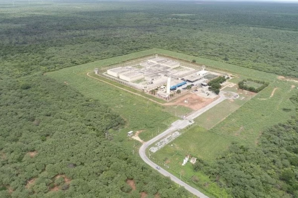 Lewandowski afasta direção de presídio de Mossoró e nomeia interventor