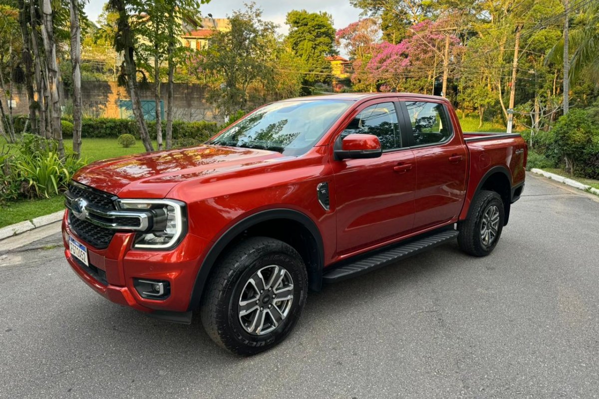 Teste completo da Ford Ranger XLT 2024: versátil e mais em conta que a Limited