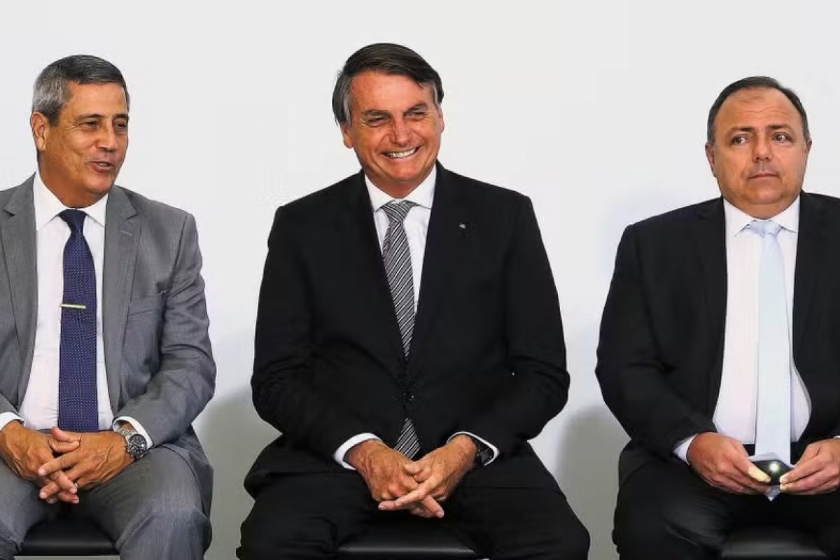 PF diz que Braga Netto orientou atentados contra atual comandante do Exército