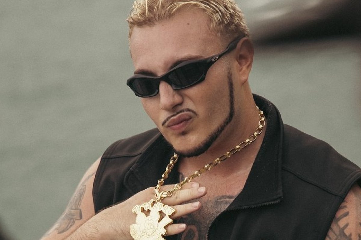 Puterrier lança single "Faz O Esquenta" em clima de encerramento do carnaval!