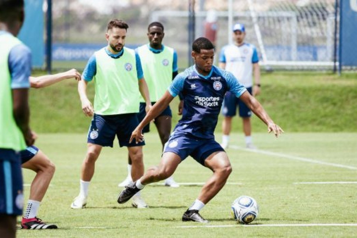 Com elenco reforçado, Bahia enfrenta América-RN pela Copa do Nordeste