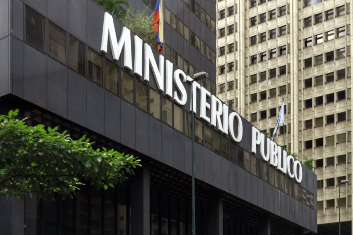 MP investiga se estagiária da Defensoria Pública atuou em inquéritos a favor de milícia