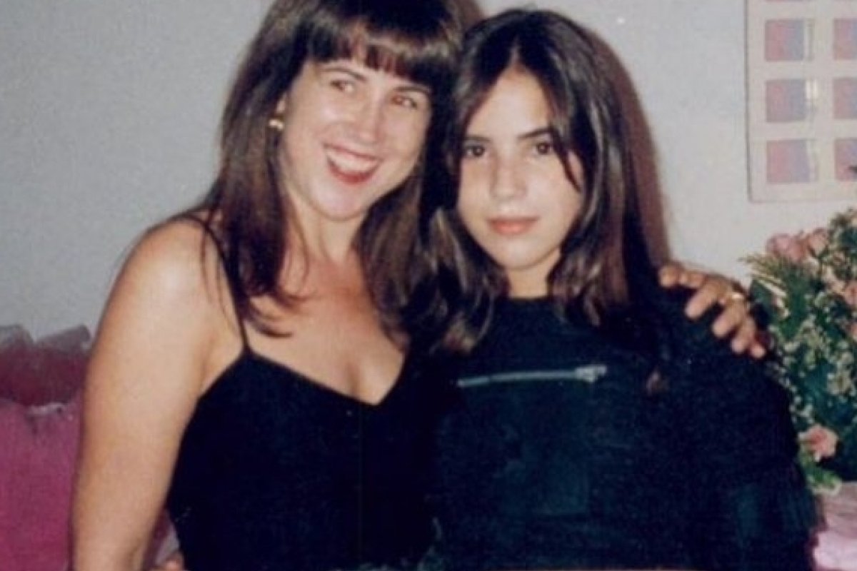 Zilu Camargo compartilha opinião sobre a trajetória da filha Wanessa no BBB 24: 'Aprender'