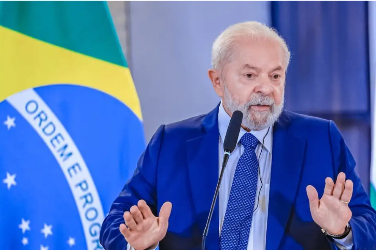 Lula comenta fuga de presos em Mossoró: “Teoricamente parece que teve a conivência com alguém do sistema lá dentro”