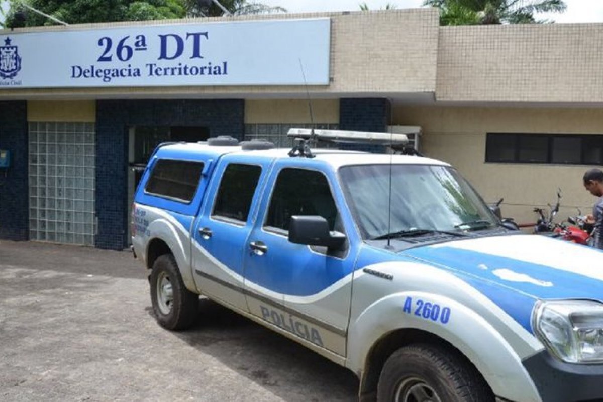 Ciclista morre após ser atropelada na BA-099 em Camaçari