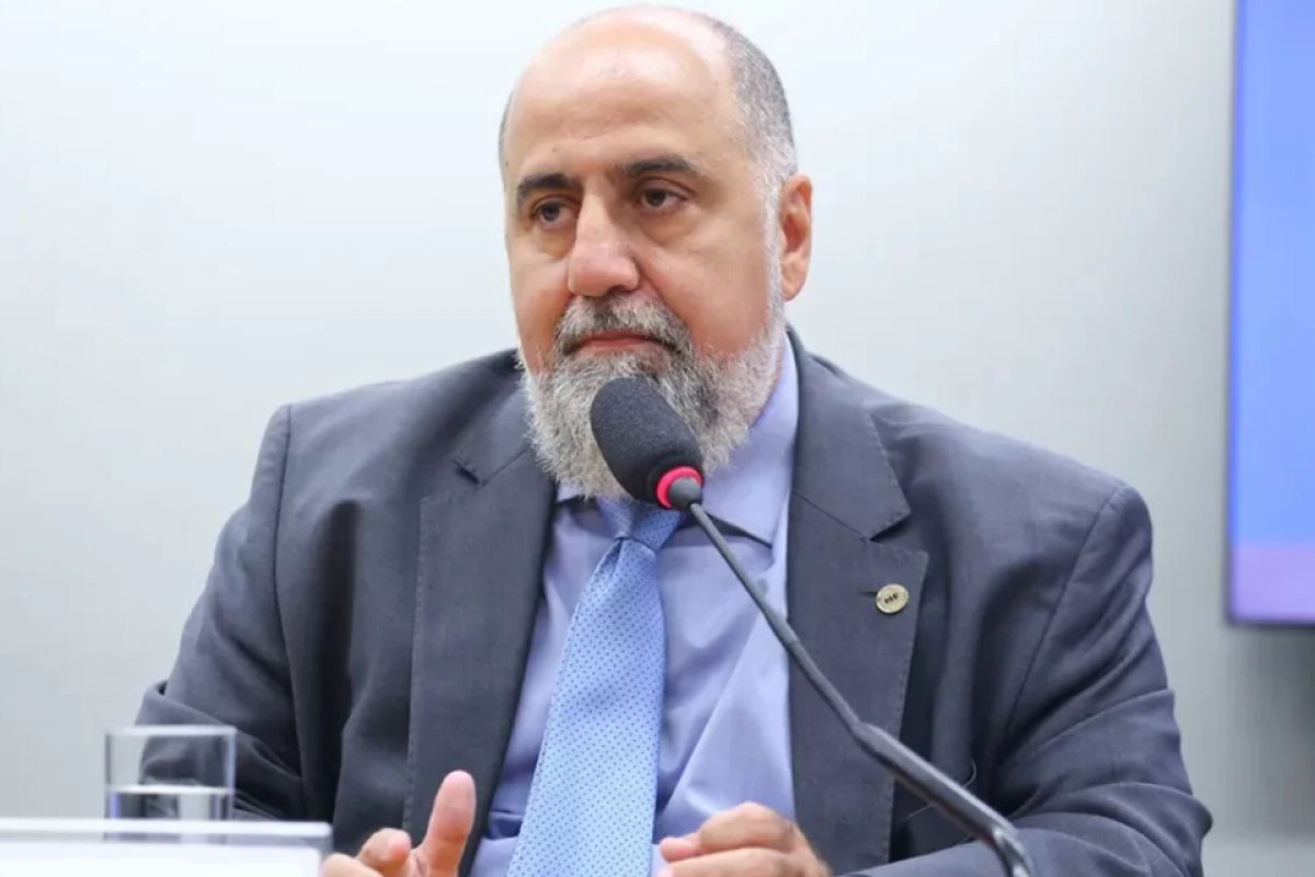 Assessor da Fazenda responsável por regulamentar apostas esportivas deixa o governo Lula