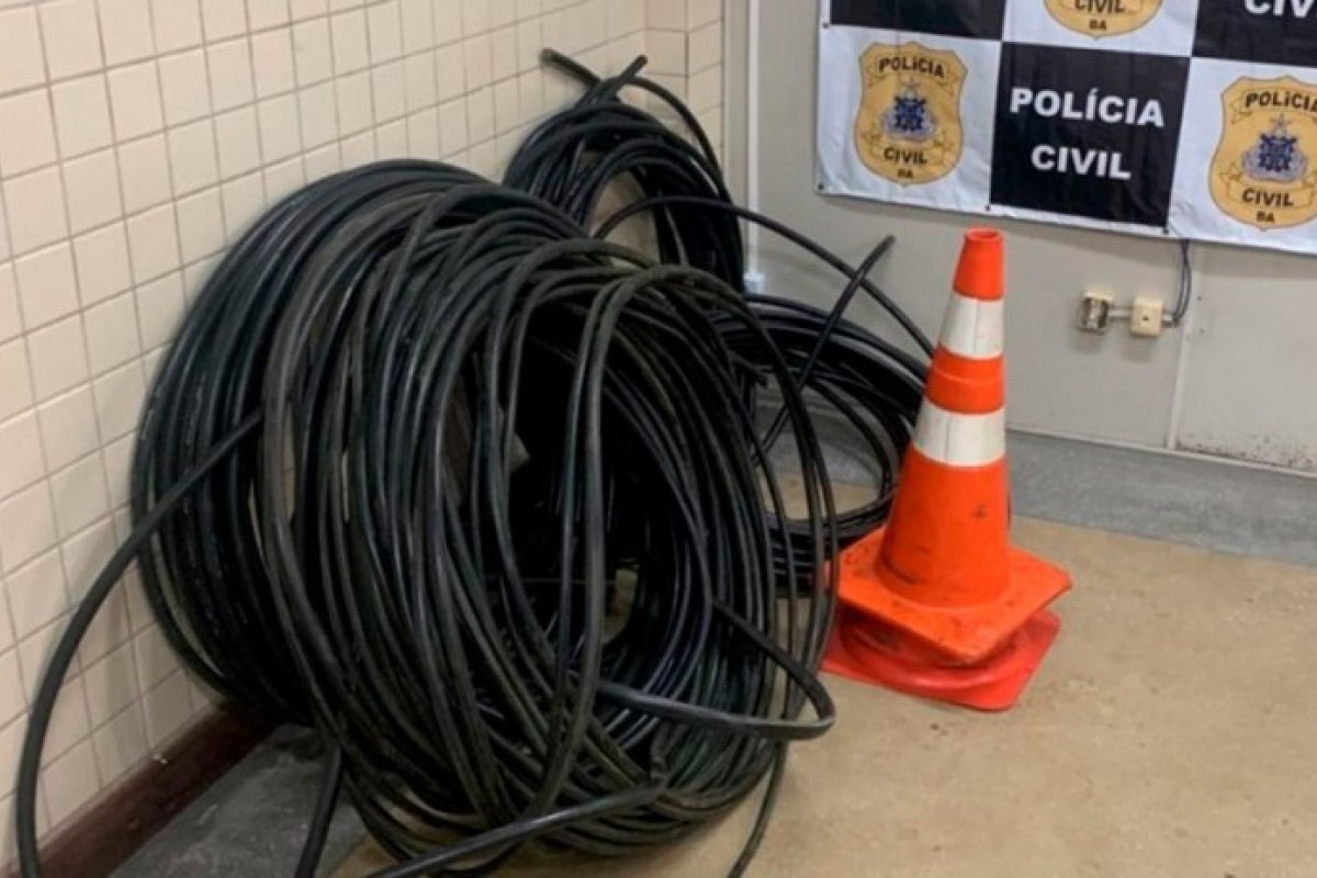 CCJ vai analisar projeto que agrava pena para furto e receptação de equipamentos de energia elétrica e internet