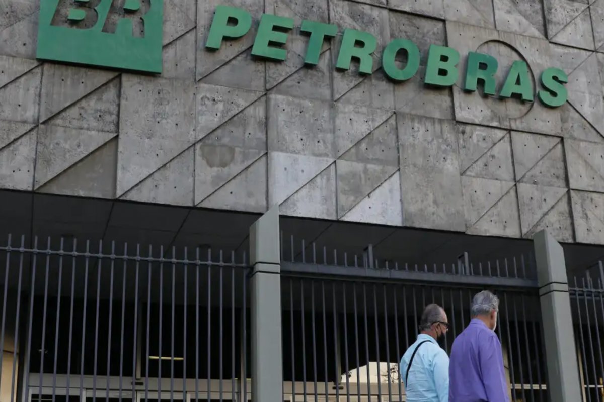 Petrobras anuncia pagamento de dividendos e juros sobre capital