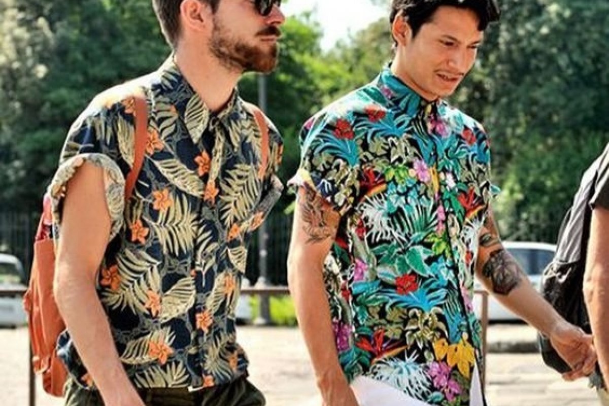 Camisa estampada: A peça que não pode faltar no armário de verão masculino 