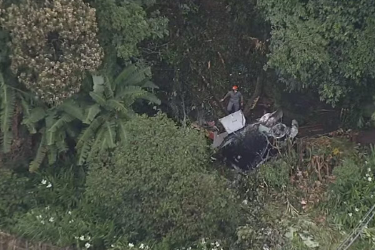 Aeronave de pequeno porte cai em Barueri (SP)