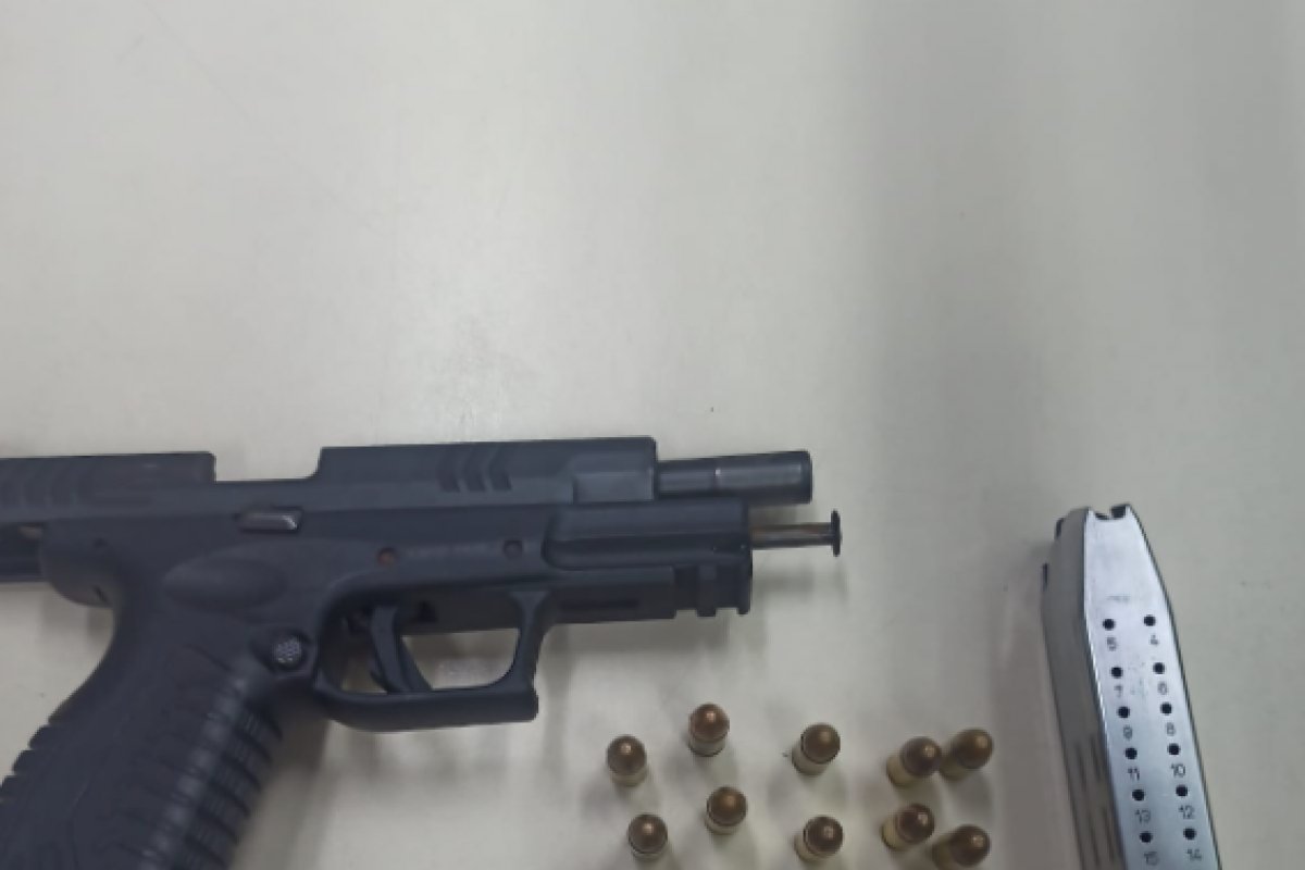 PM prende suspeitos de roubo e recupera moto roubada na Avenida ACM