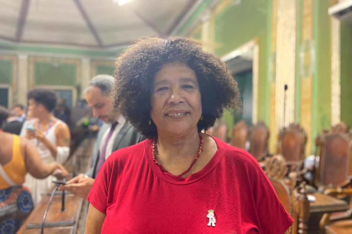 Marta Rodrigues nega acusação de aprovação em massa de estudantes após fala de Jerônimo