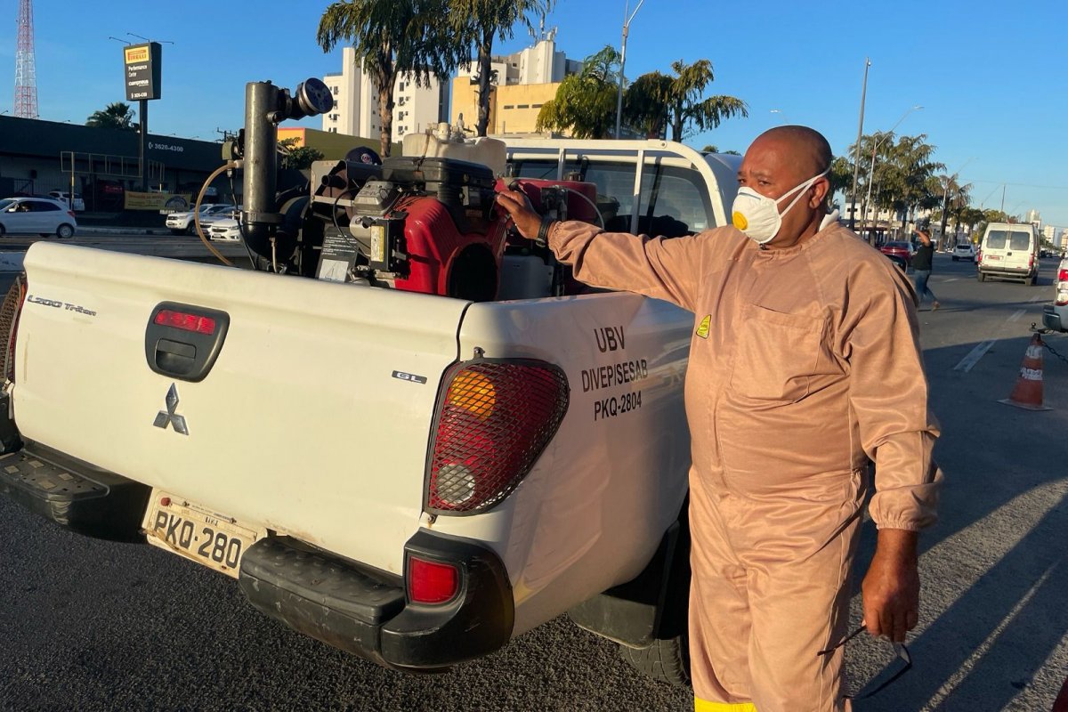 Governo do Estado intensifica combate à dengue em Vitória da Conquista com uso do fumacê