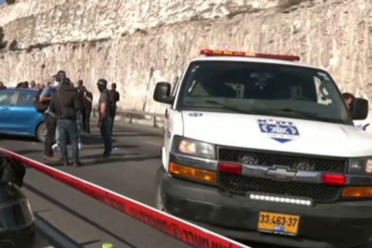 Ataque terrorista deixa 1 morto e 11 feridos na Cisjordânia