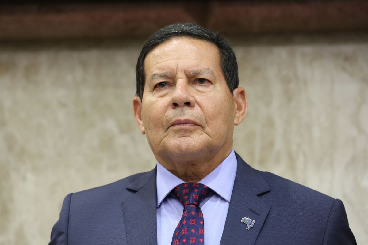 ‘Brasil tem que ser solução, não problema’, diz Hamilton Mourão