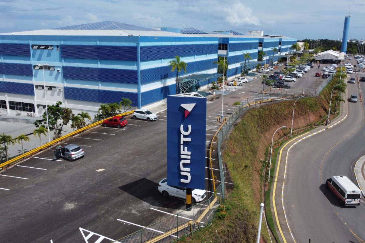 Universidade oferece serviços gratuitos de odontologia e fisioterapia; confira