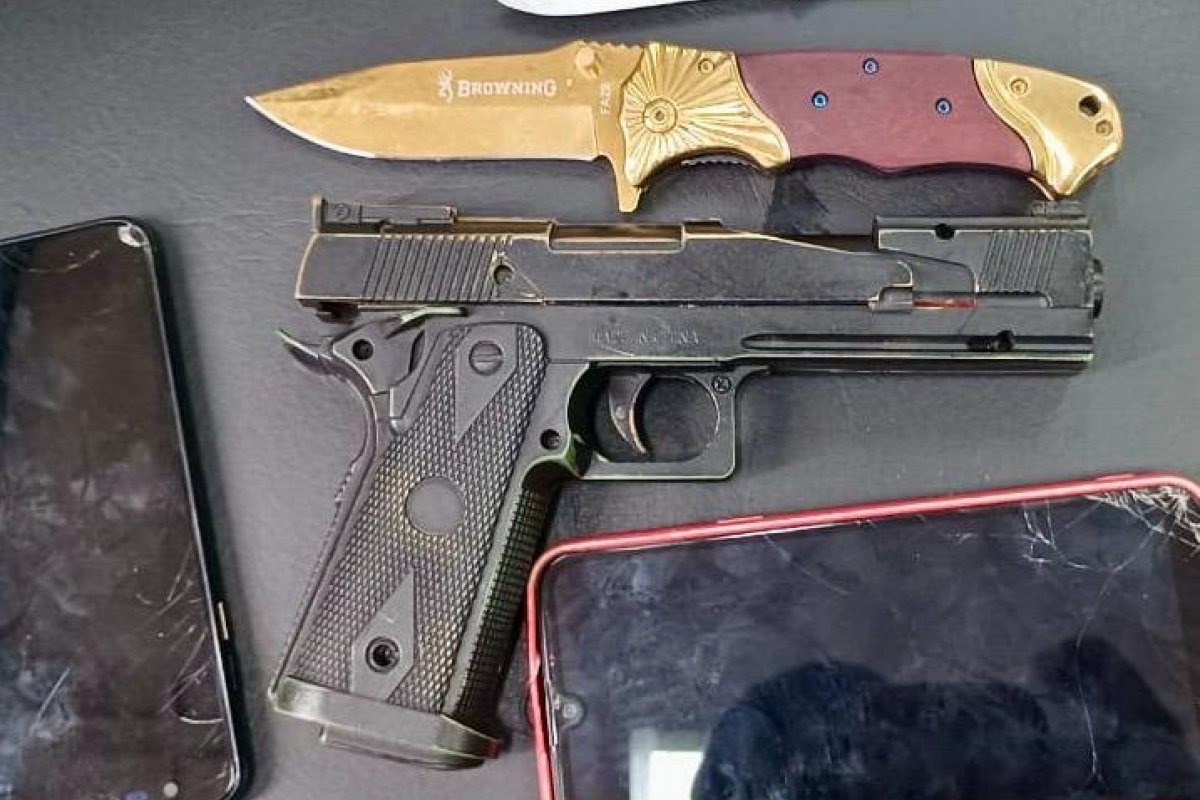 Polícia Militar prende trio que agrediu e assaltou motorista por aplicativo em Itapuã