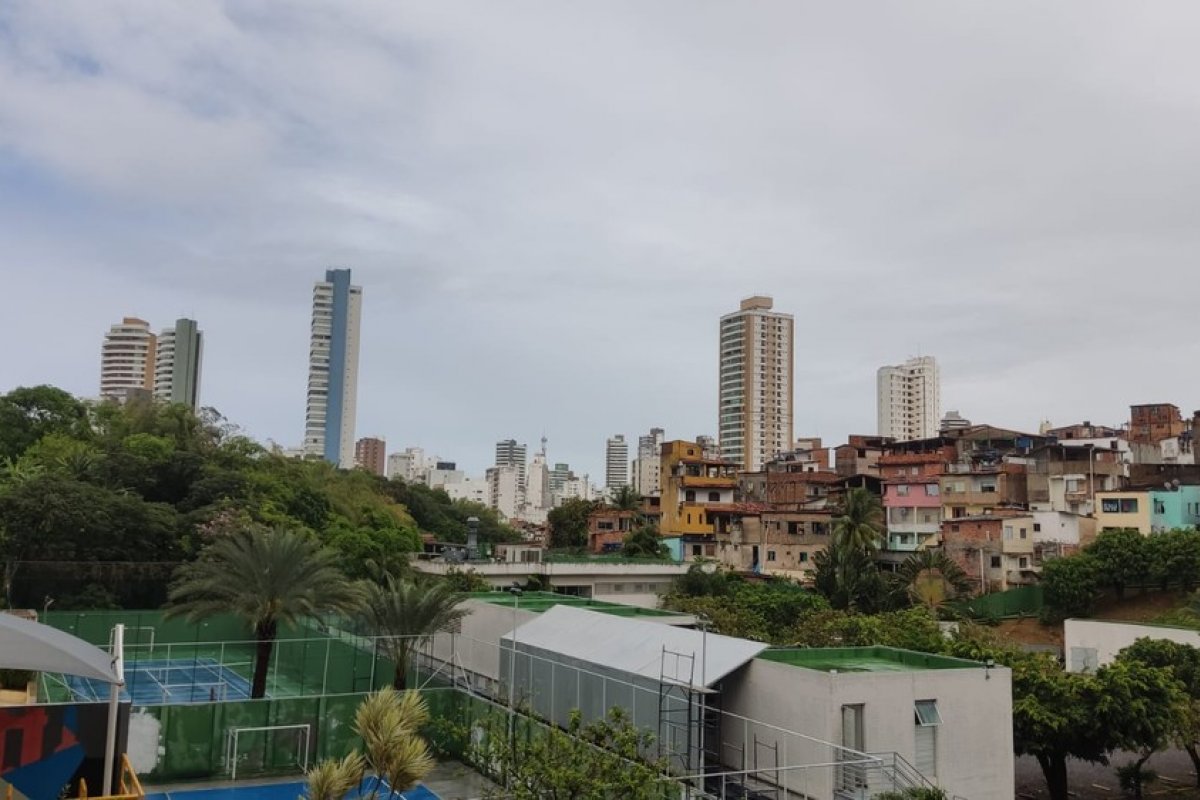 Final de semana será de sol e chuva em Salvador; confira previsão do tempo