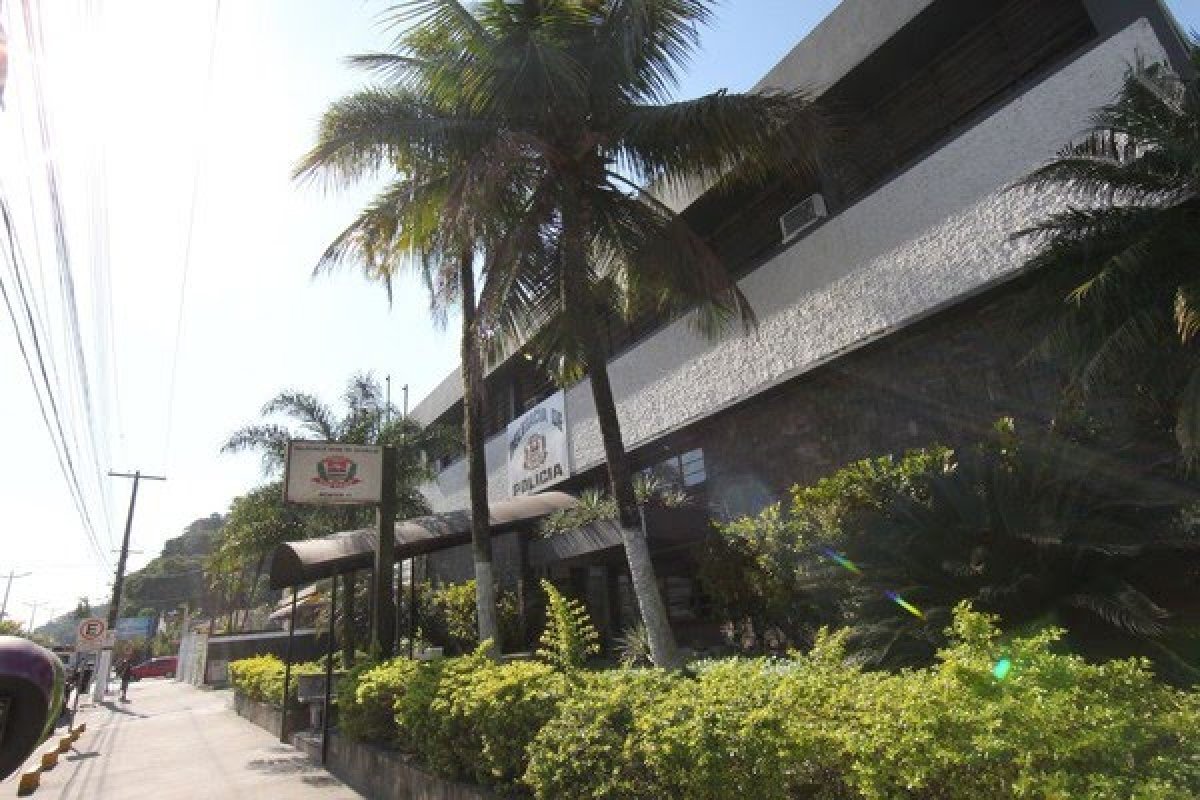 Funcionária é estuprada dentro de delegacia no Guarujá