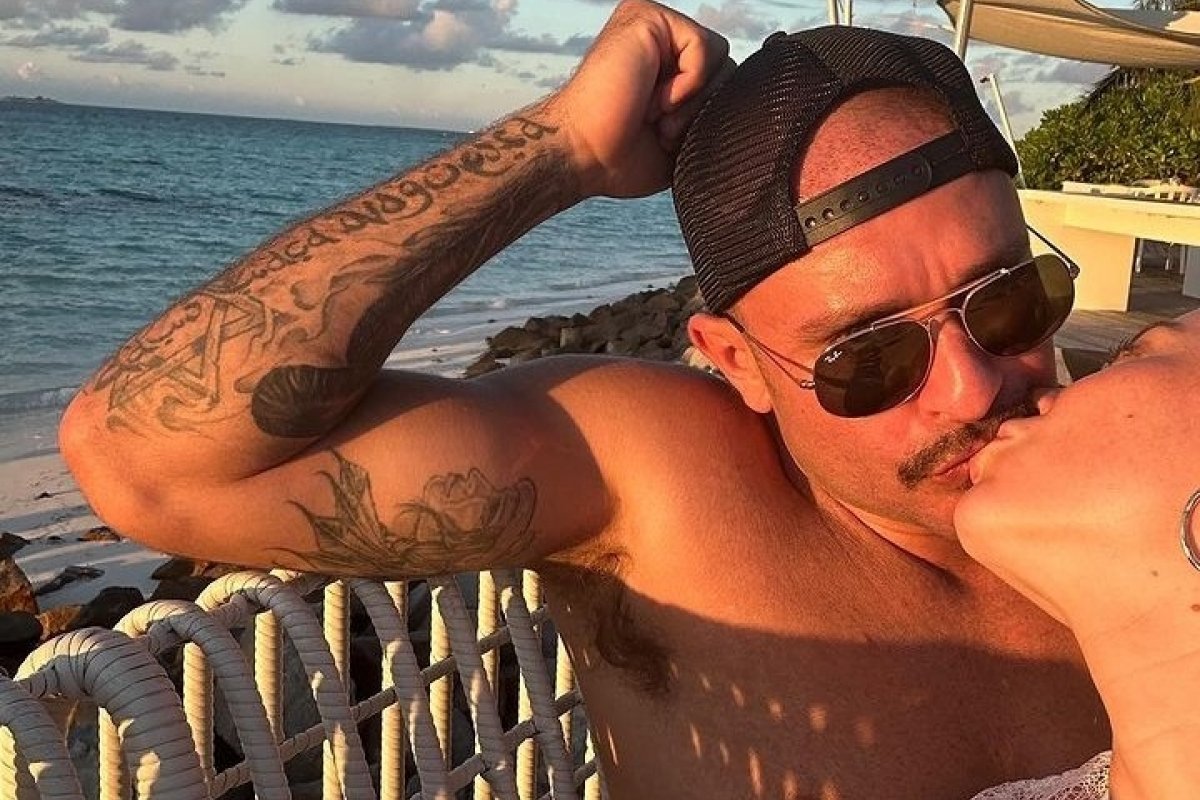 Diogo Nogueira e Paolla Oliveira estão curtindo as Ilhas Maldivas!