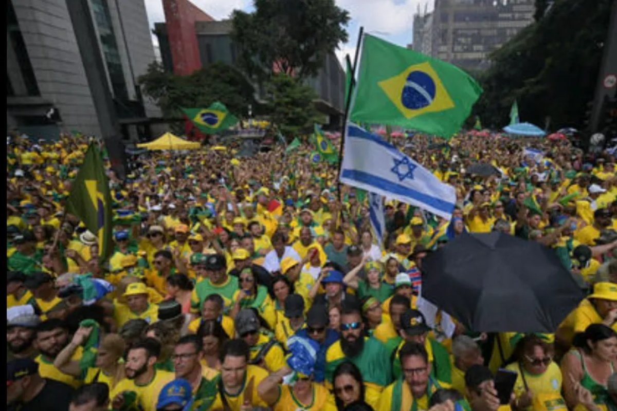 Chanceler de Israel posta foto de ato de Bolsonaro e volta a criticar Lula