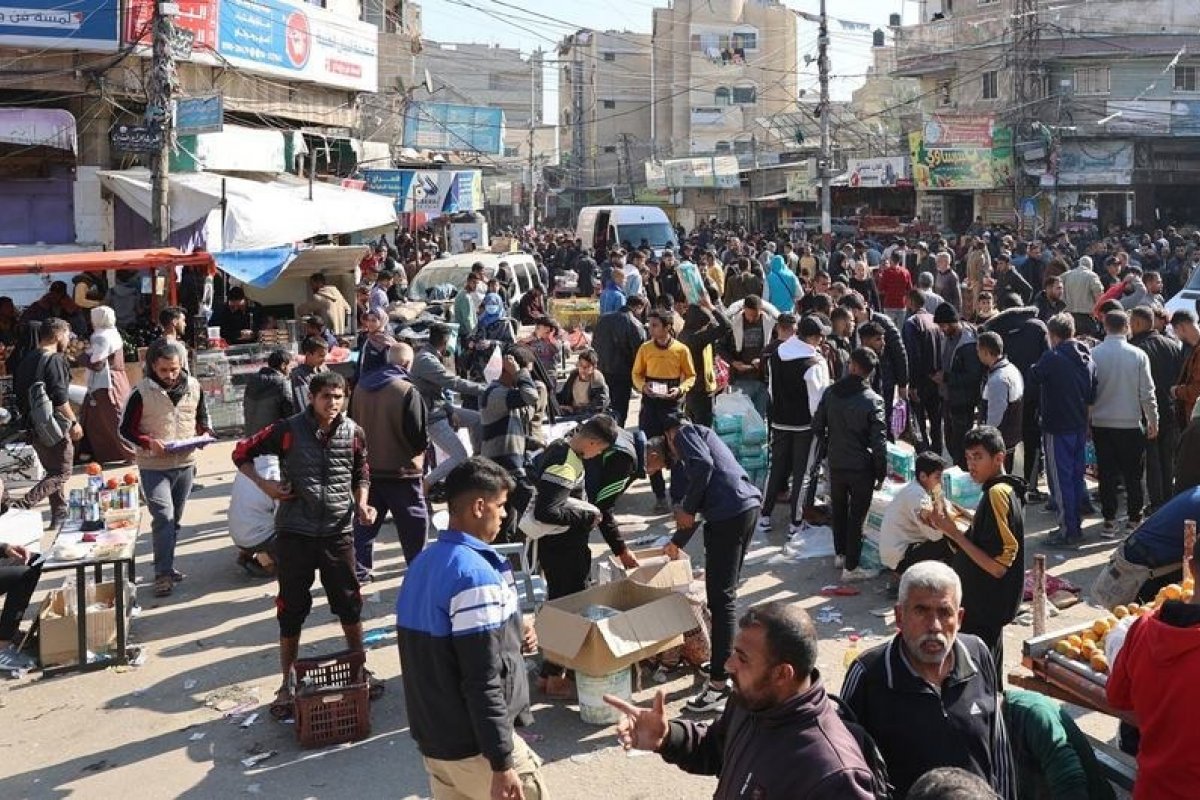 Entrada de ajuda humanitária na Faixa de Gaza cai 50% em fevereiro, aponta relatório