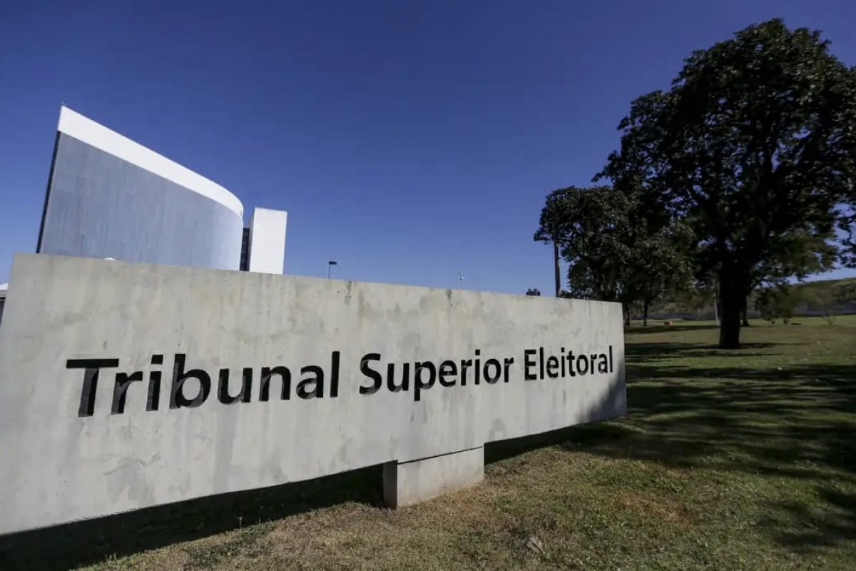 TSE vota regra para inteligência artificial nas eleições nesta terça-feira (27)