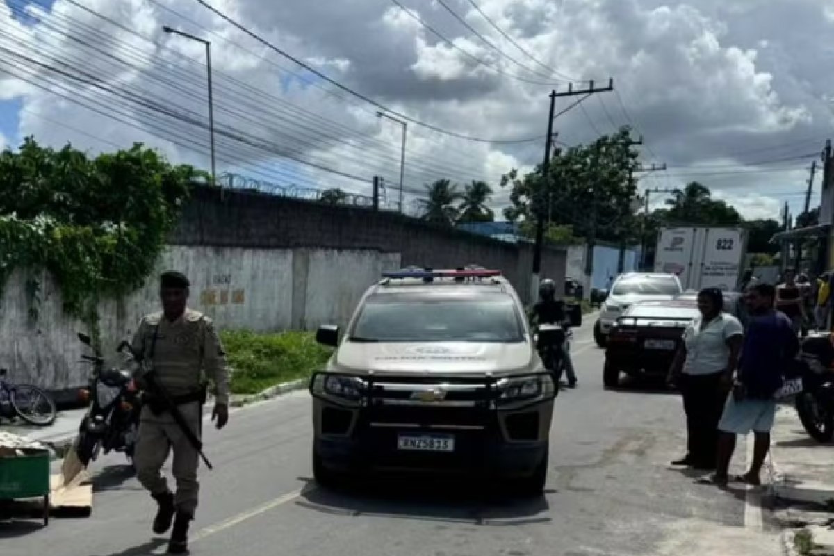Ciclista morre após ser atropelada por caminhão caçamba na RMS