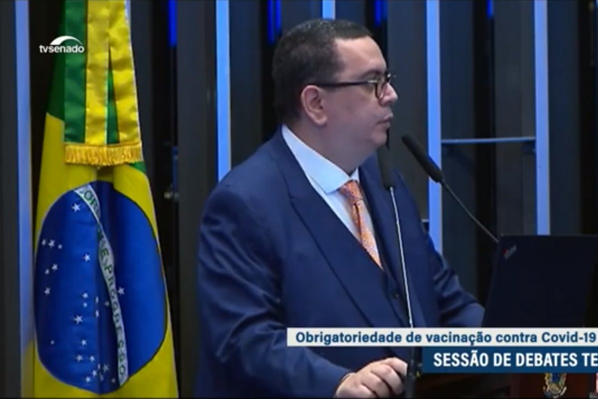 Vídeo: As crianças americanas devem ser melhores que as brasileiras, diz médico sobre vacina vetada nos EUA e obrigatória no Brasil