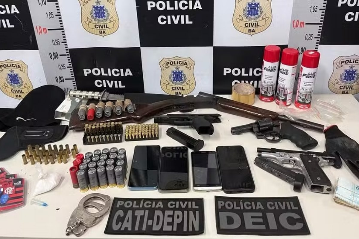 Indivíduo investigado por participação em dez homicídios na região de Feira de Santana é detido em chácara