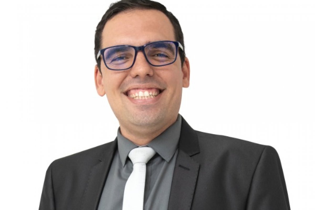 Vídeo: Tenóbio diz ser alvo de ‘perseguição política’ após trocar socos na Câmara