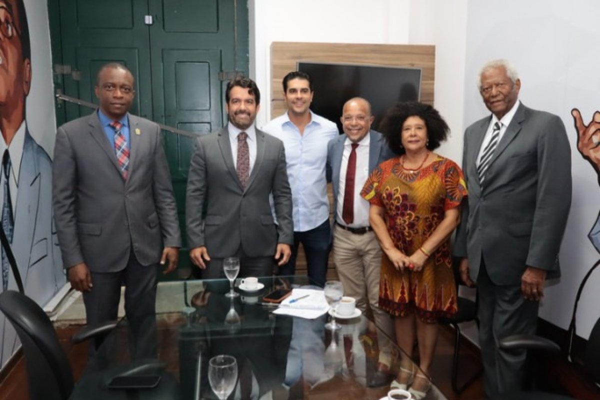 Câmara Municipal de Salvador instala 13 Comissões Permanentes