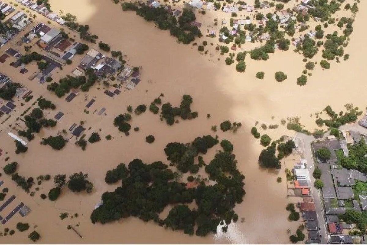 Bairro brasileiro pode ter 'migrado' para território boliviano após erosão devido às fortes chuvas; entenda