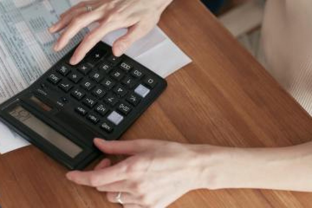 MegaFeirão Serasa e Desenrola para renegociar dívidas começa nesta segunda (4); saiba como participar