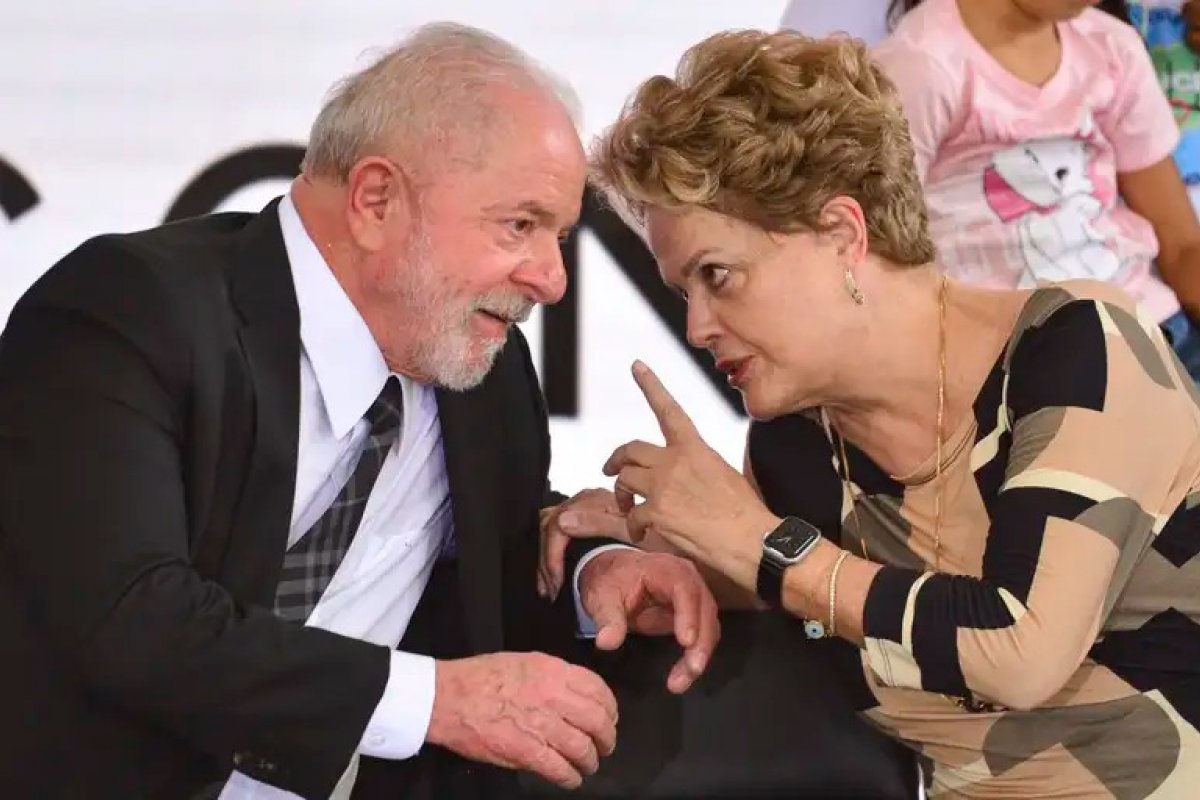 Lula faz reunião com Dilma, Hadad e diretora-geral do Fundo Monetário Internacional