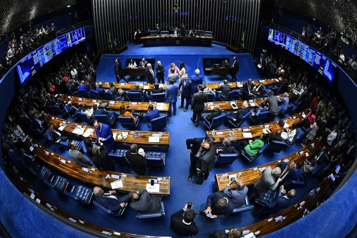 Senado vota nova chance para réu pagar indenização na quarta (6)