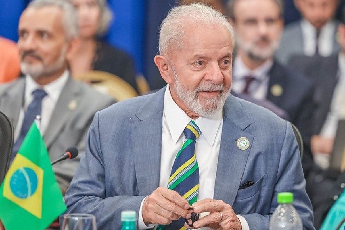 Lula envia ao Congresso Nacional PL que prevê direitos para motoristas de aplicativo