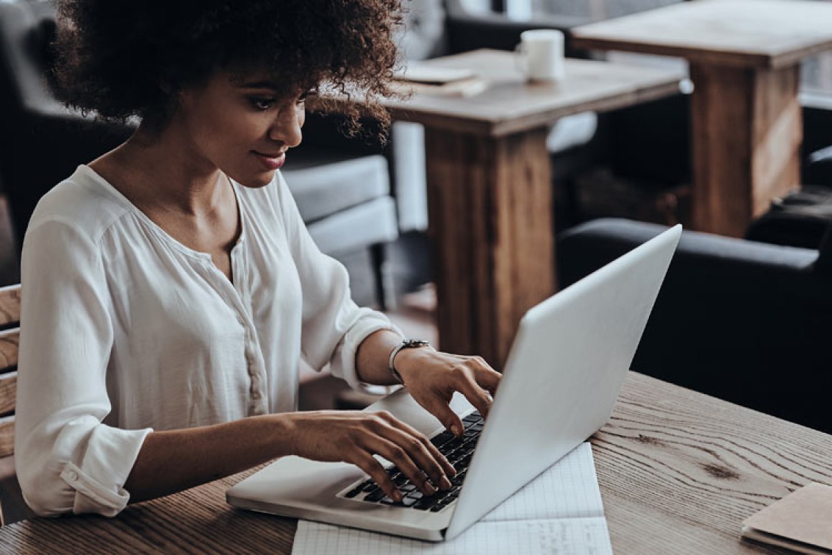 Mulheres ocupam menos de 40% dos cargos de liderança no Brasil