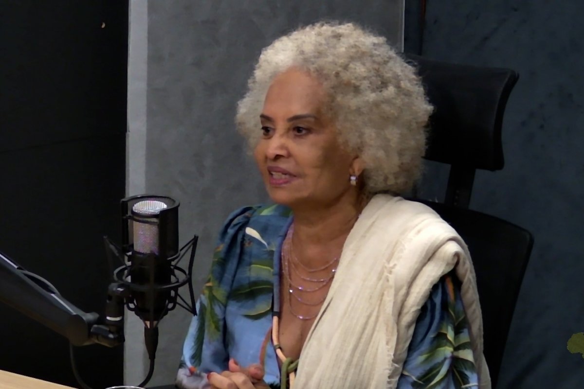 Vídeo: ''As leis não funcionam'', diz professora Vanda Machado sobre obrigatoriedade do ensino da cultura afro-brasileira nas escolas